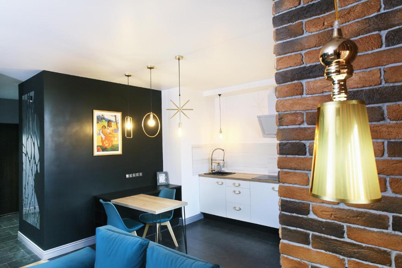 Allurapart Nivky Apartment Киев Екстериор снимка